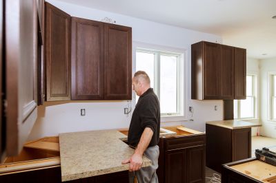 Local Kitchen Countertop Installation pros at work